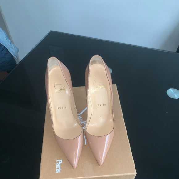 Christian Louboutin So Kate - Picture 1 of 4